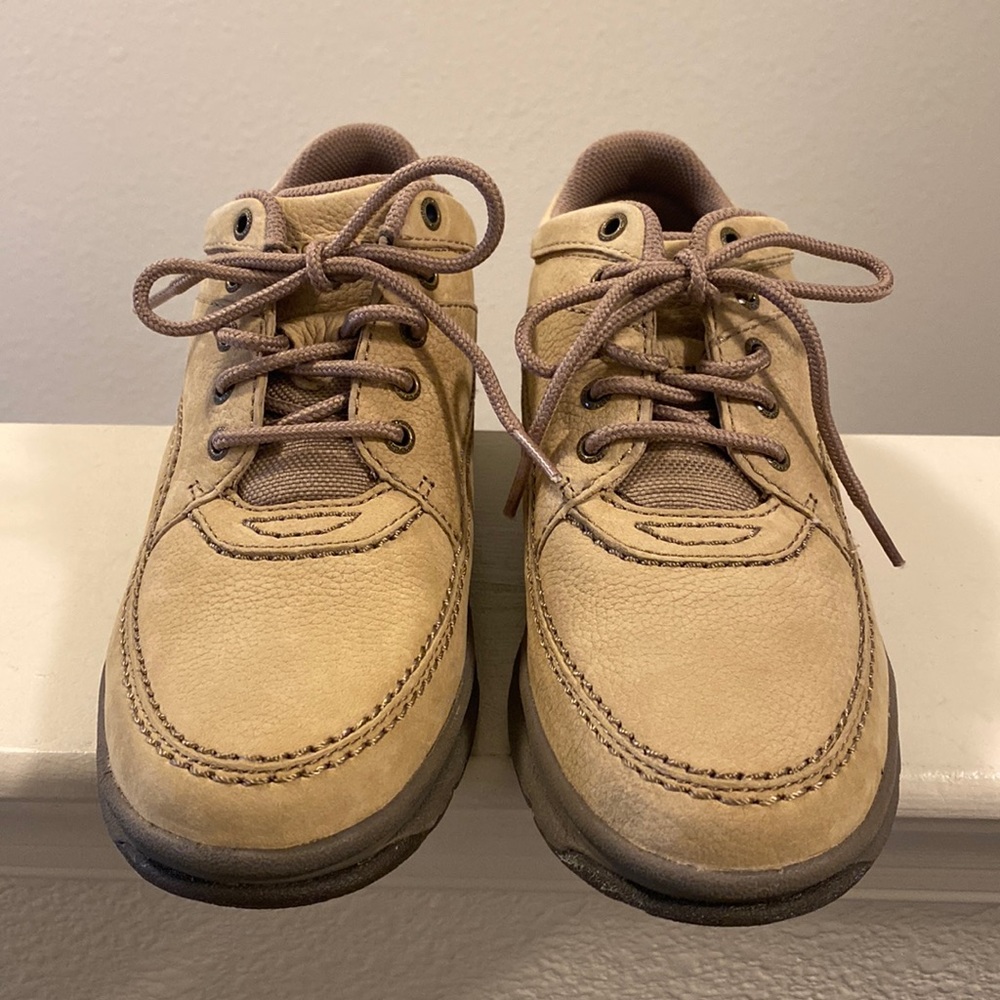 Rockport women’s tan, leather, lace up boots size 8.5M